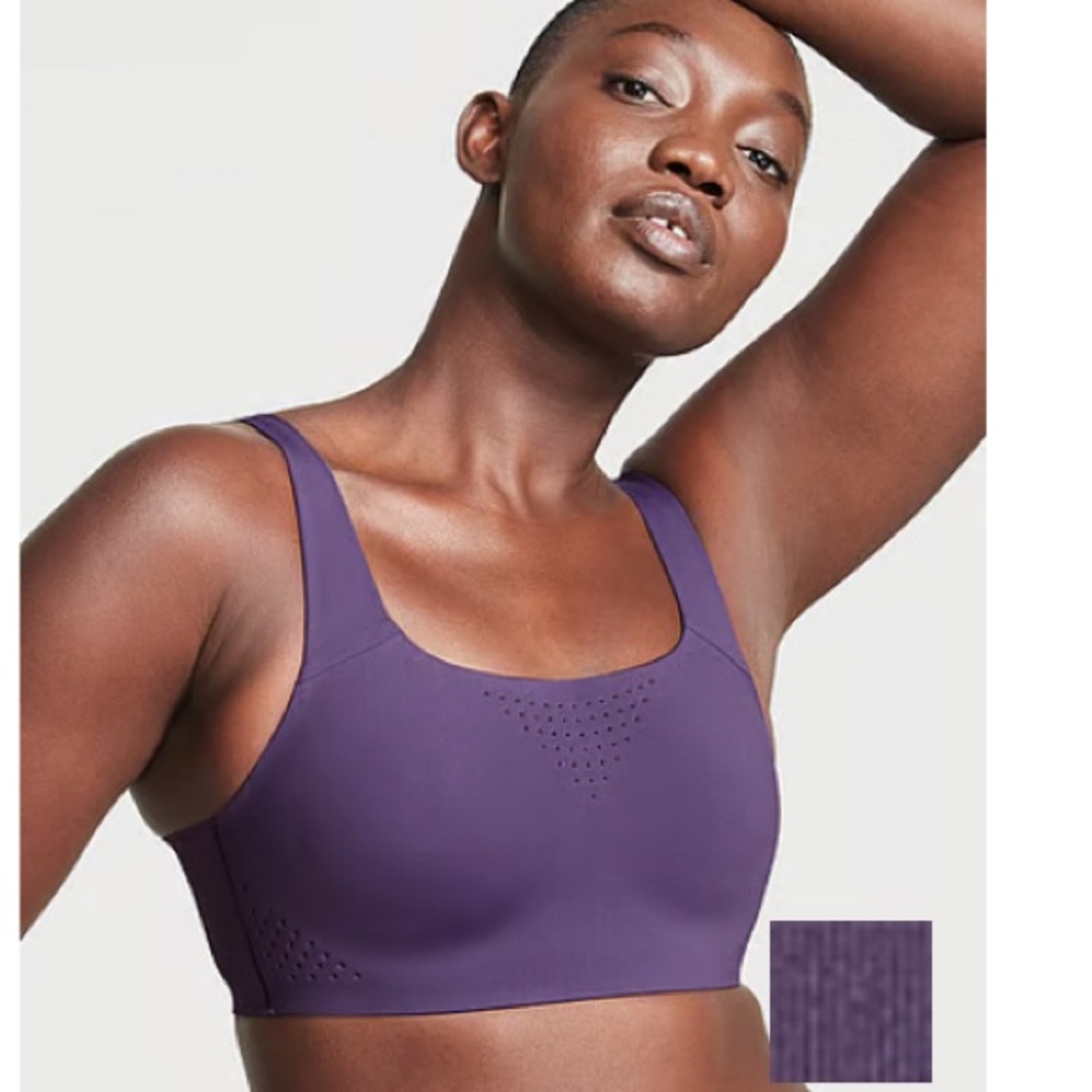 Featherweight Max™ Sports Bra